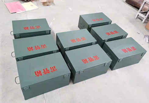 渝水炸药箱和雷管箱一般是怎么存放的？
